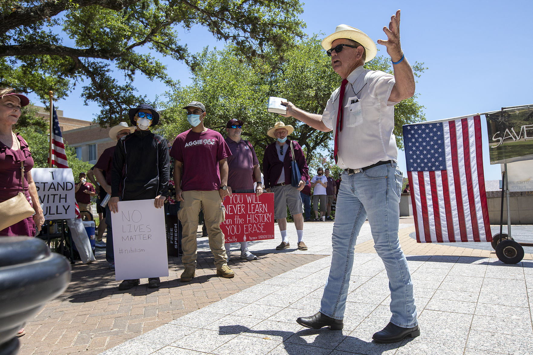 Sul Ross statue demonstrations